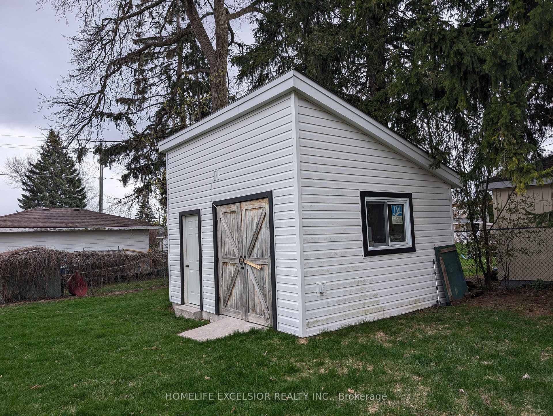 4 Albert Street photo 46