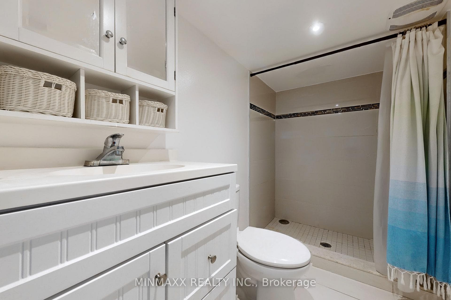760 Ferguson Drive photo 34