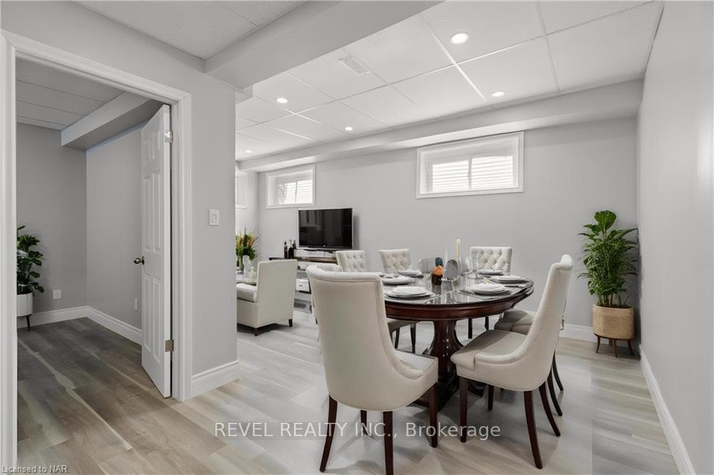 103 Powerview Avenue photo 11