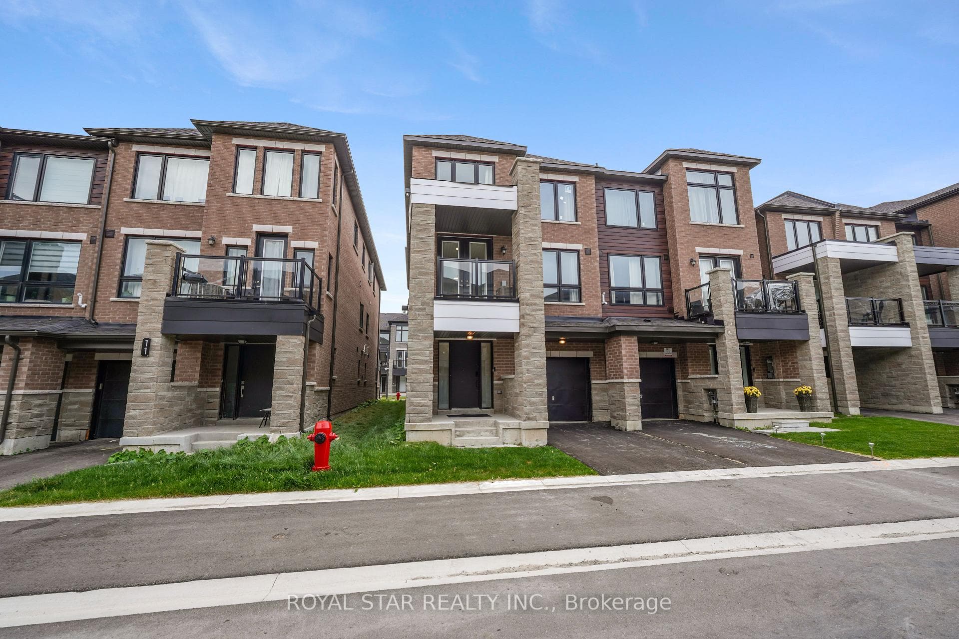 13 Red Maple Lane photo 1