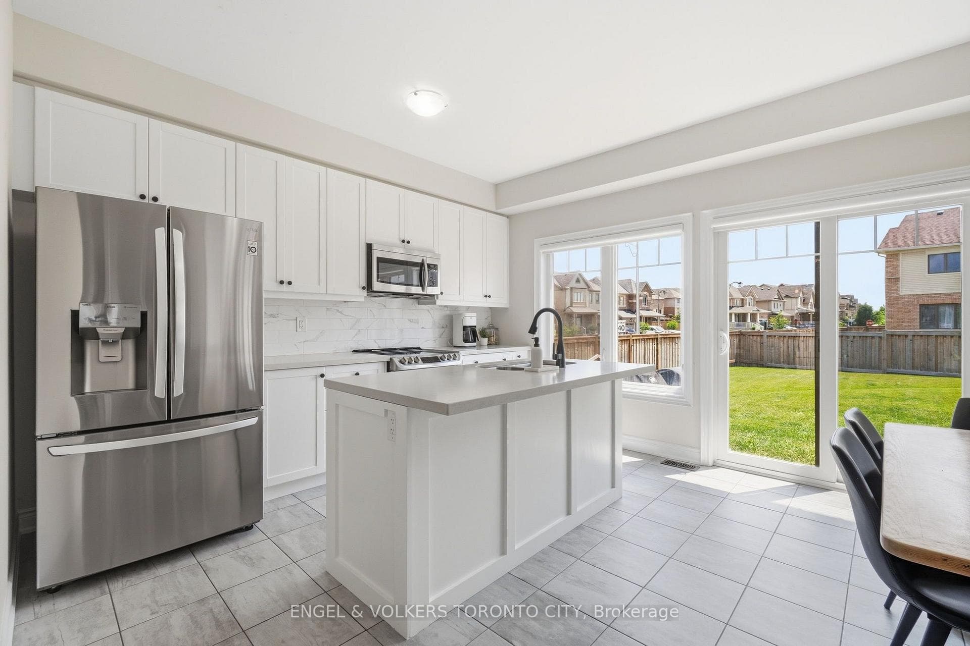 3 Arnold Crescent photo 11