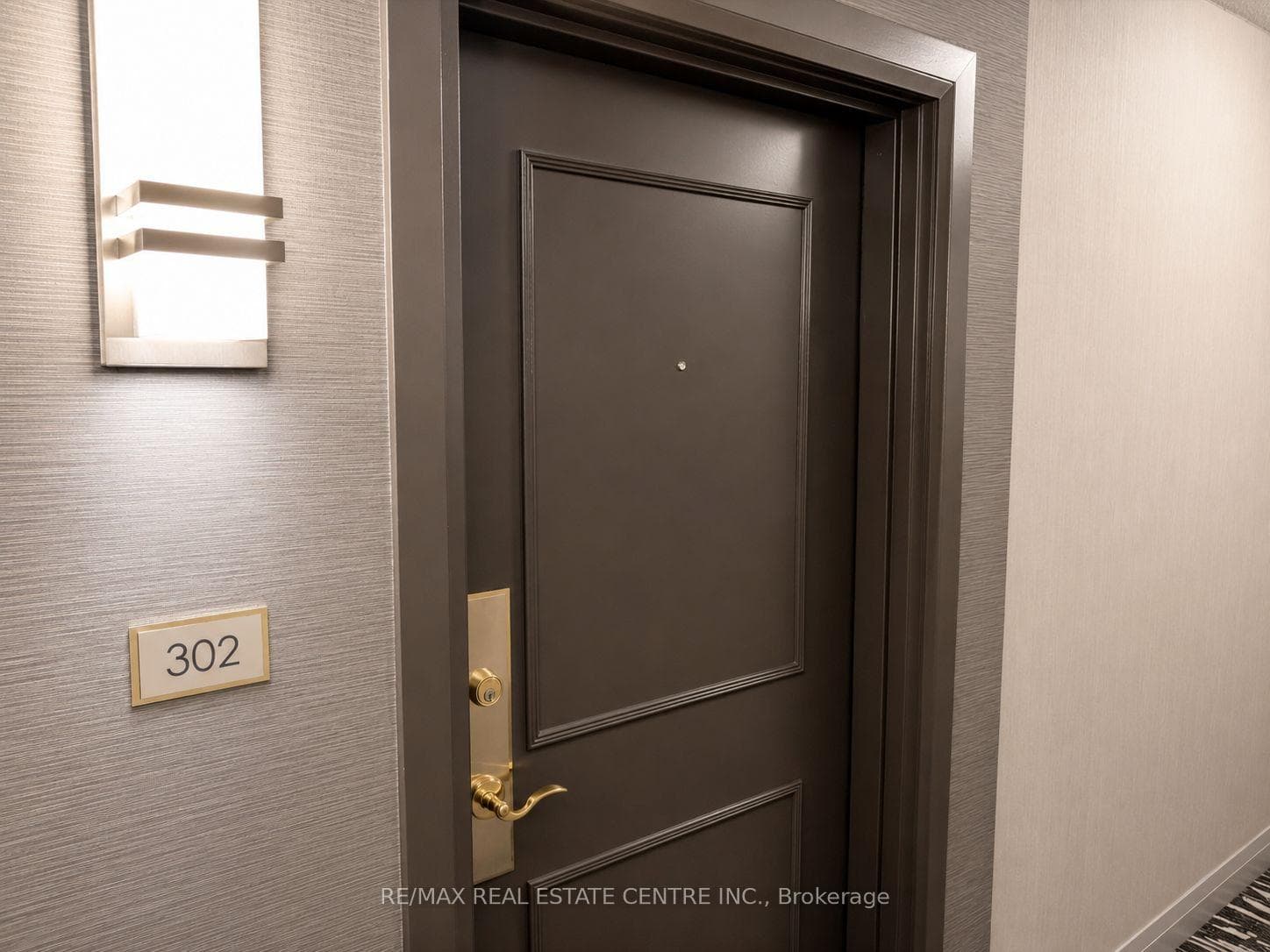 Entrance of unit