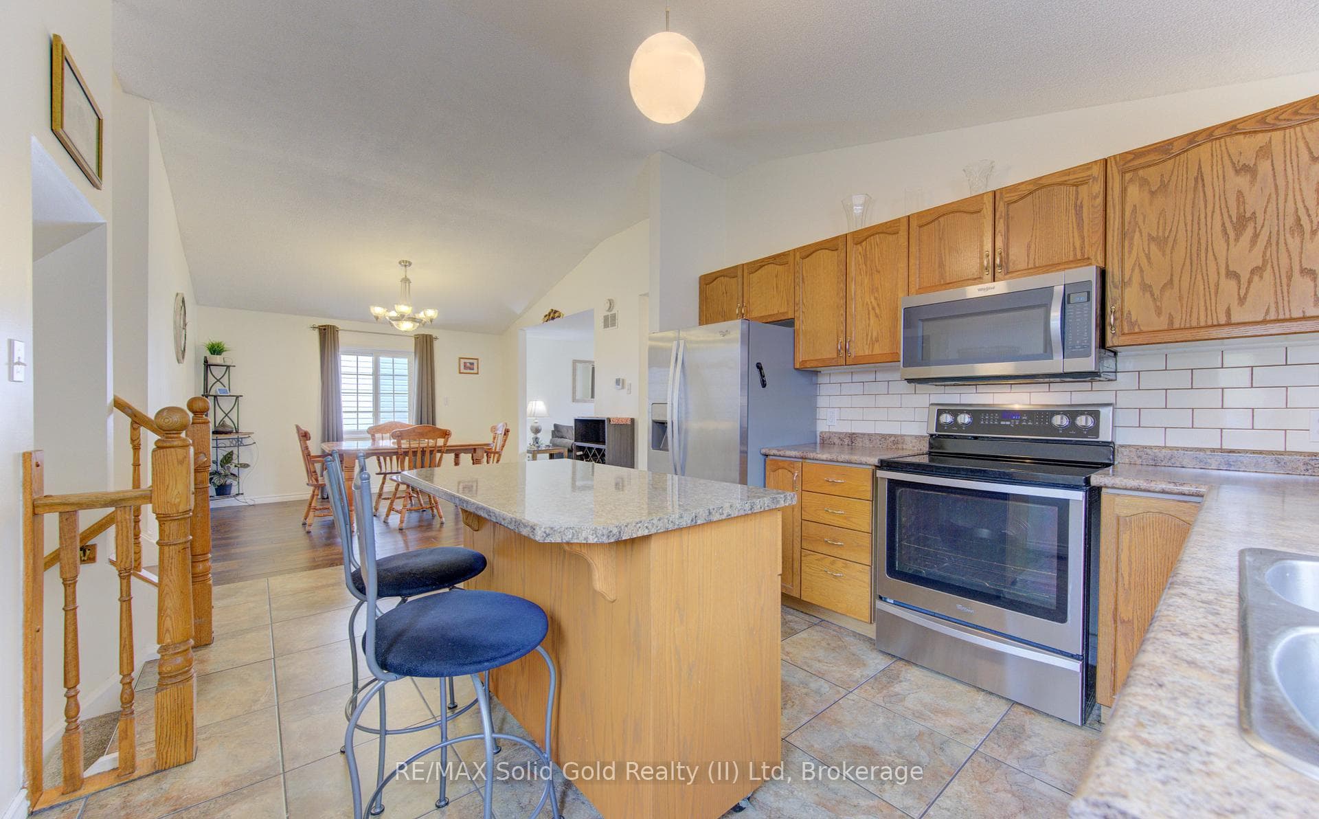 108 Tara Crescent photo 14