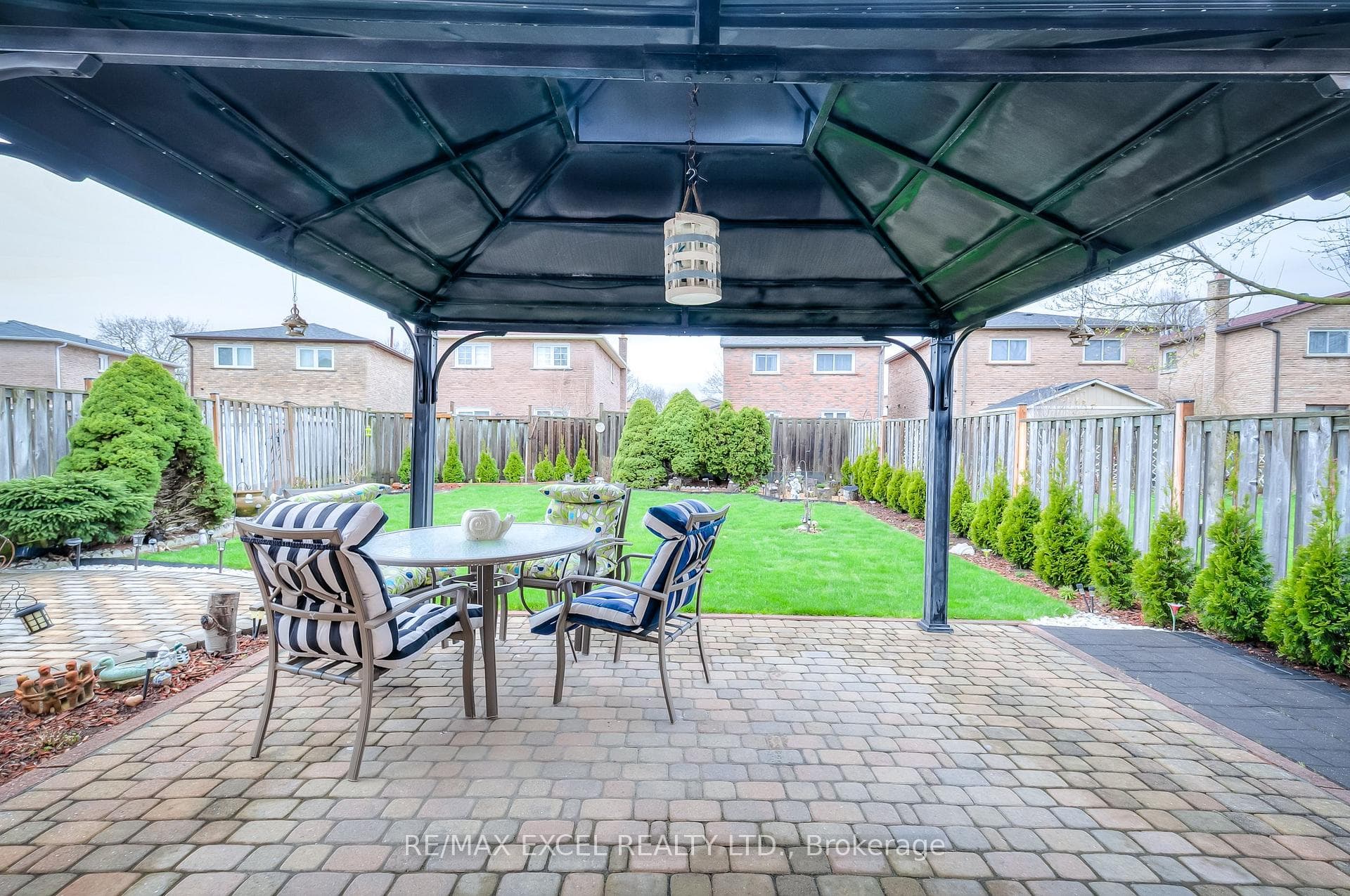 67 Tunney Crescent photo 17