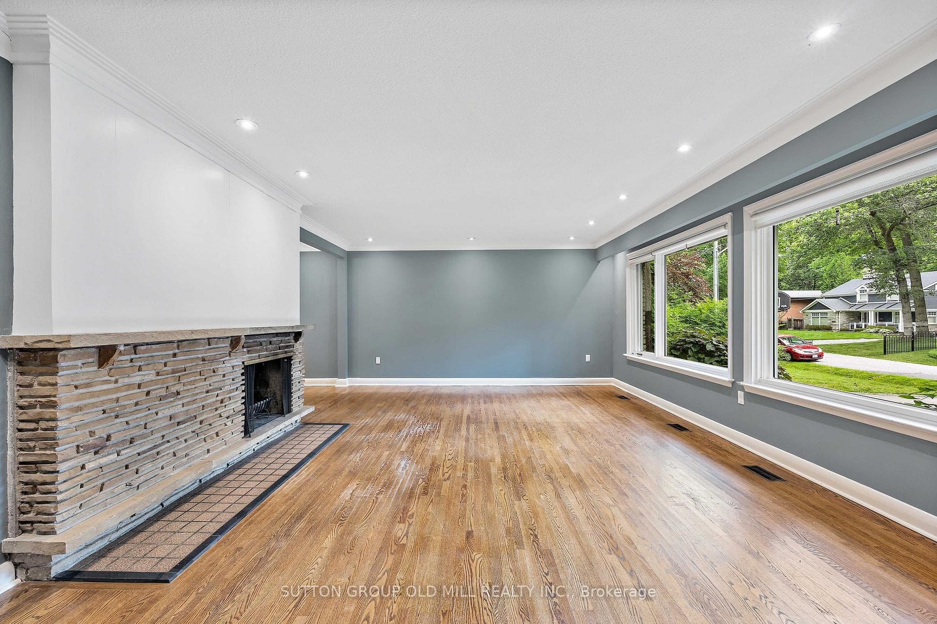 1482 Merrow Road photo 6
