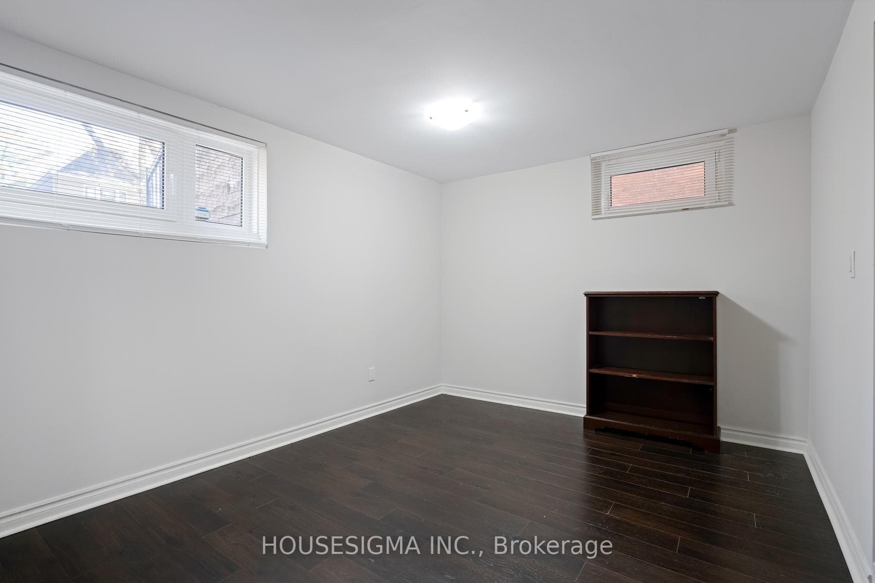 72 Redwood Avenue Unit Lower photo 15
