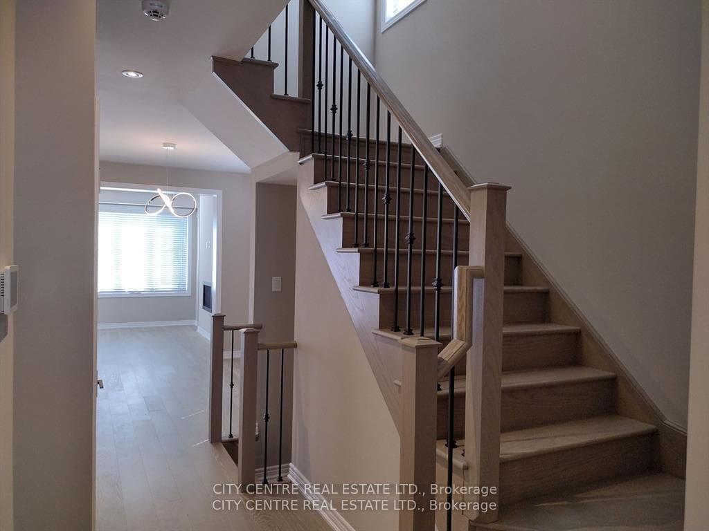 3329 Mockingbird Common Court photo 13
