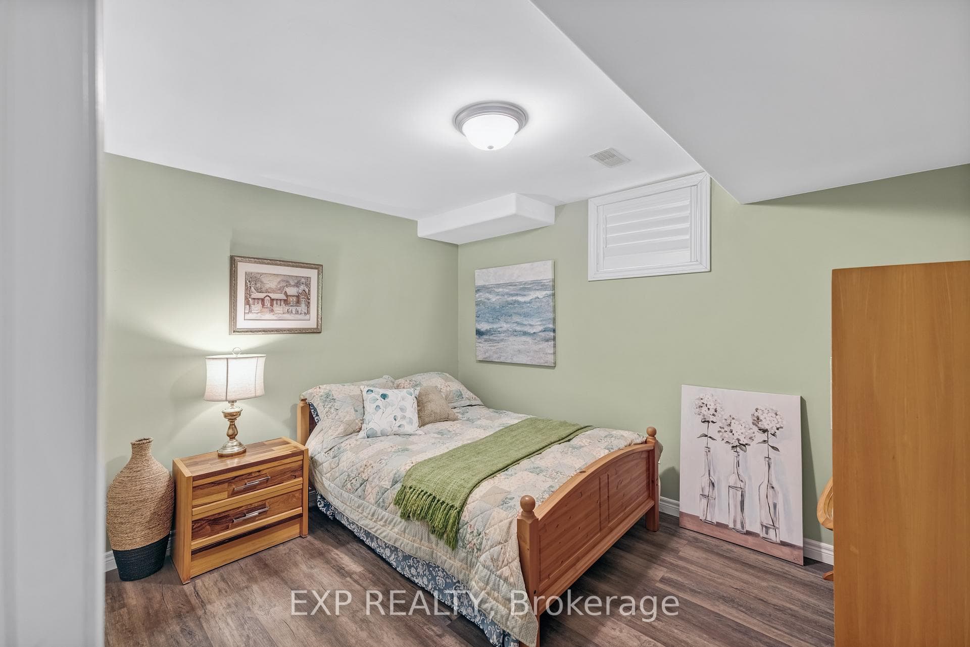 17 Flynn Avenue photo 31