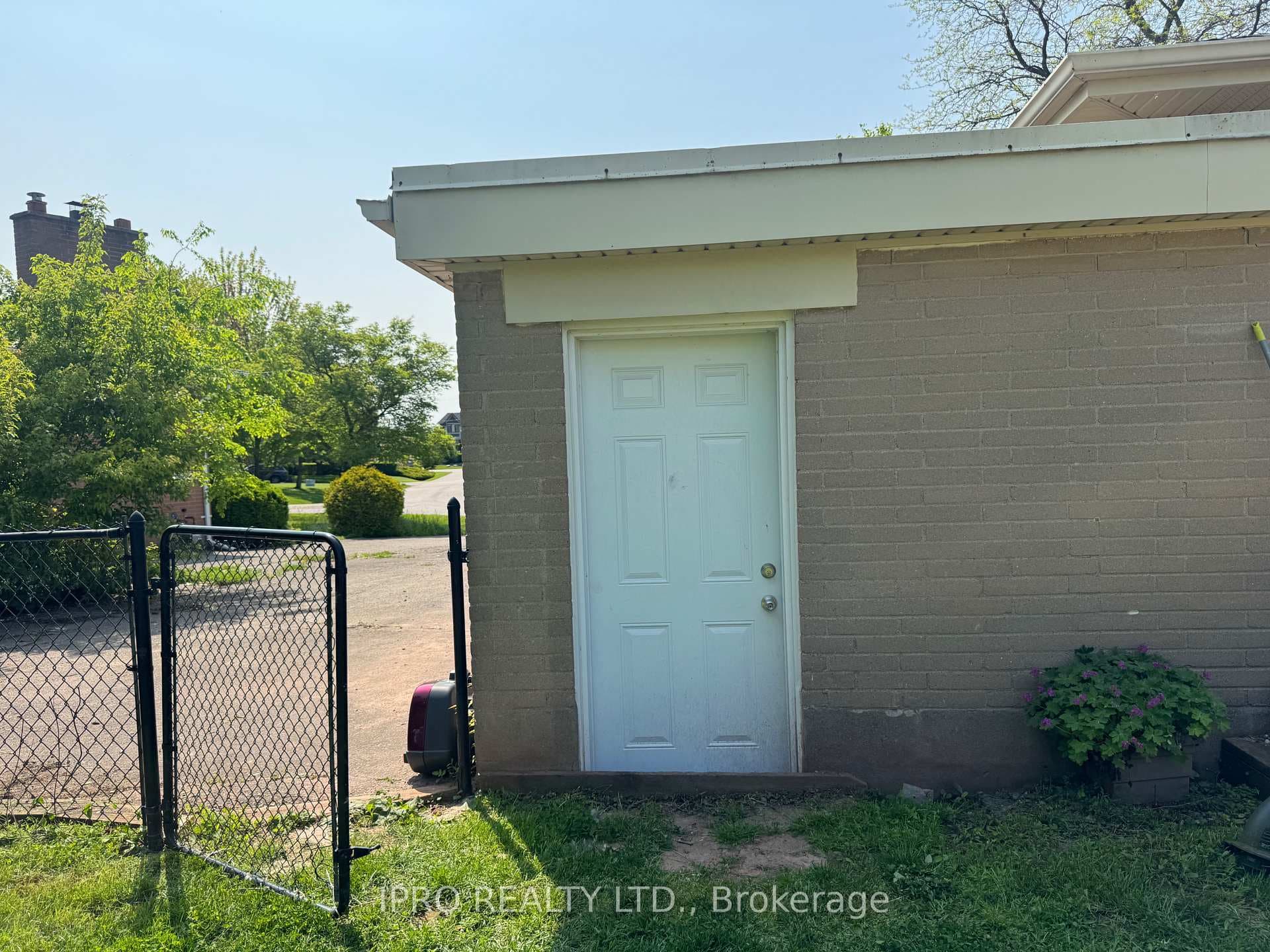 1333 Sheldon Avenue Unit LOWER photo 3