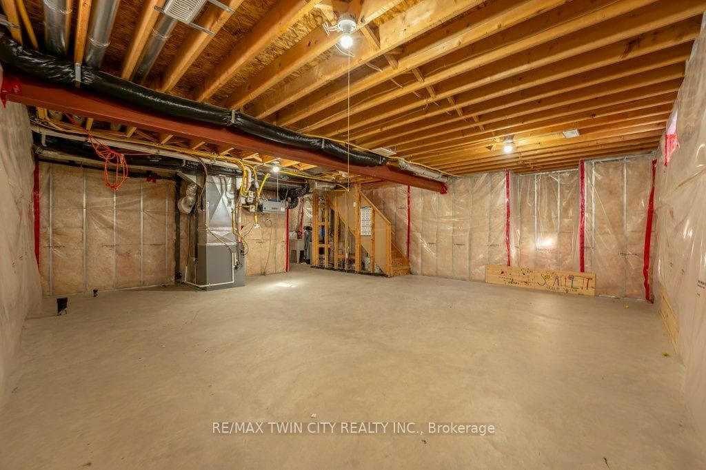 249 Buttonbush Street photo 39