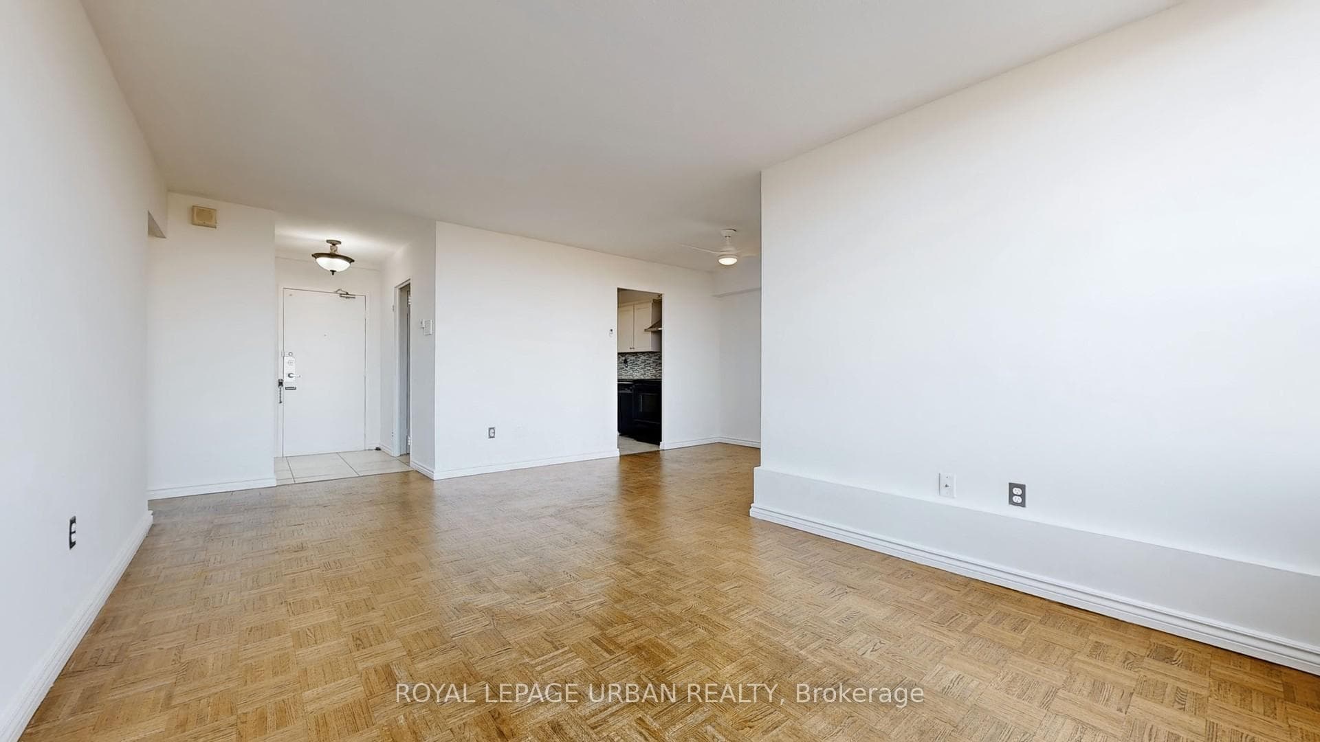 60 Pavane Linkway Way Unit 1102 photo 9
