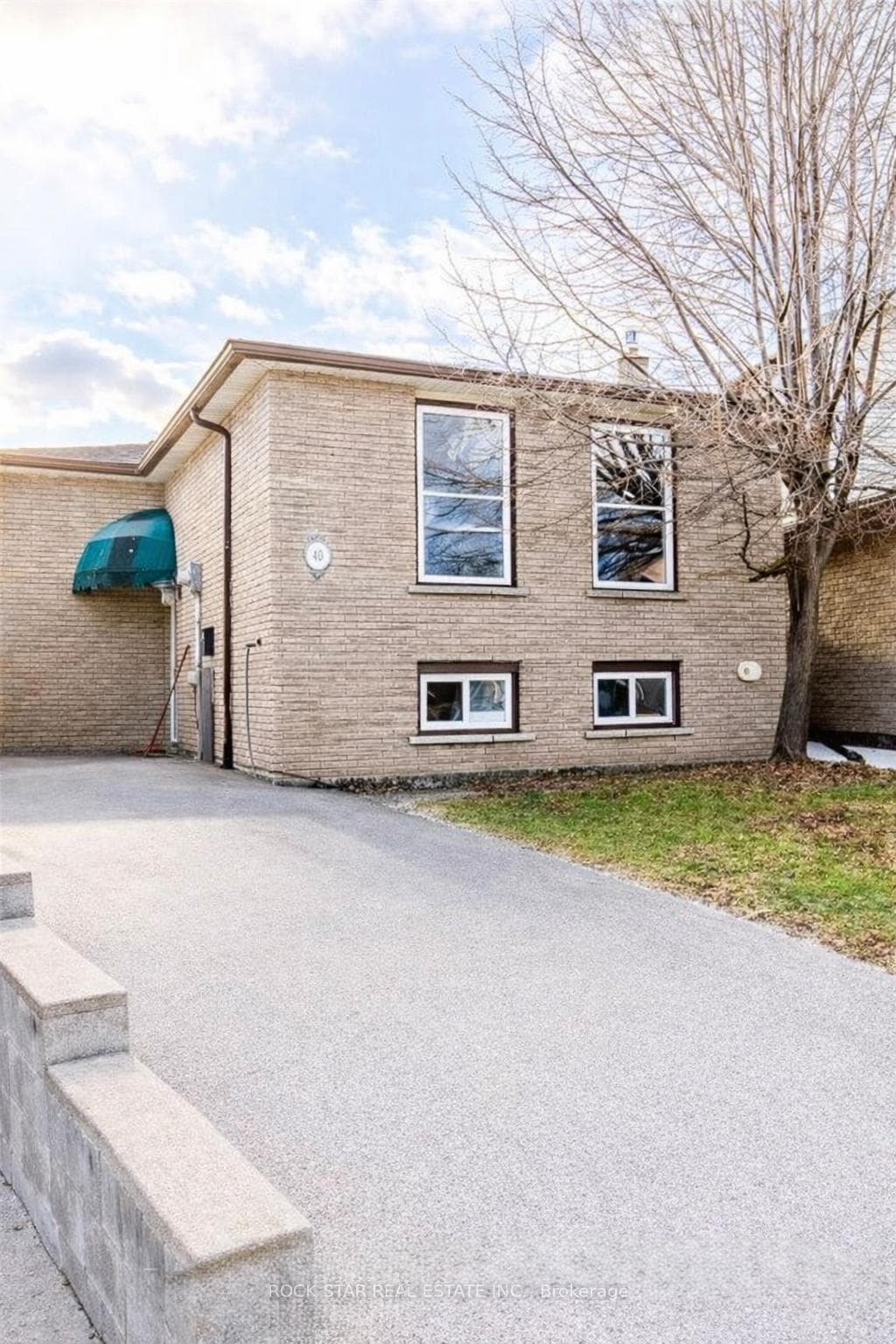 40 Jamie Ann Court photo 1