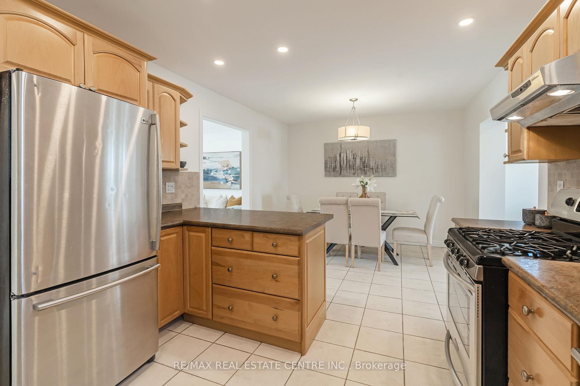 76 Cloverhill Road photo 29