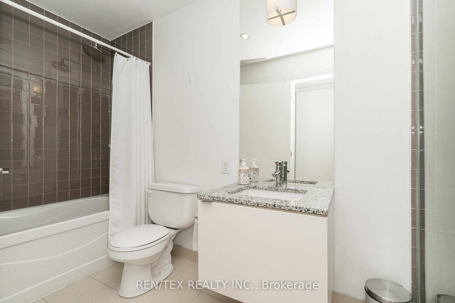 33 MILL Street Unit 2905 photo 10