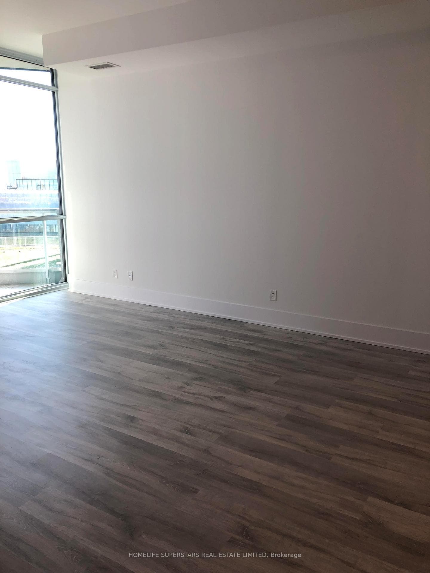 1 Edgewater Drive Unit 901 photo 11