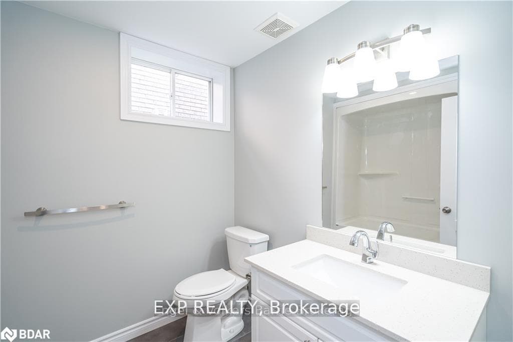 19 Loon Avenue Unit Lower Level photo 8