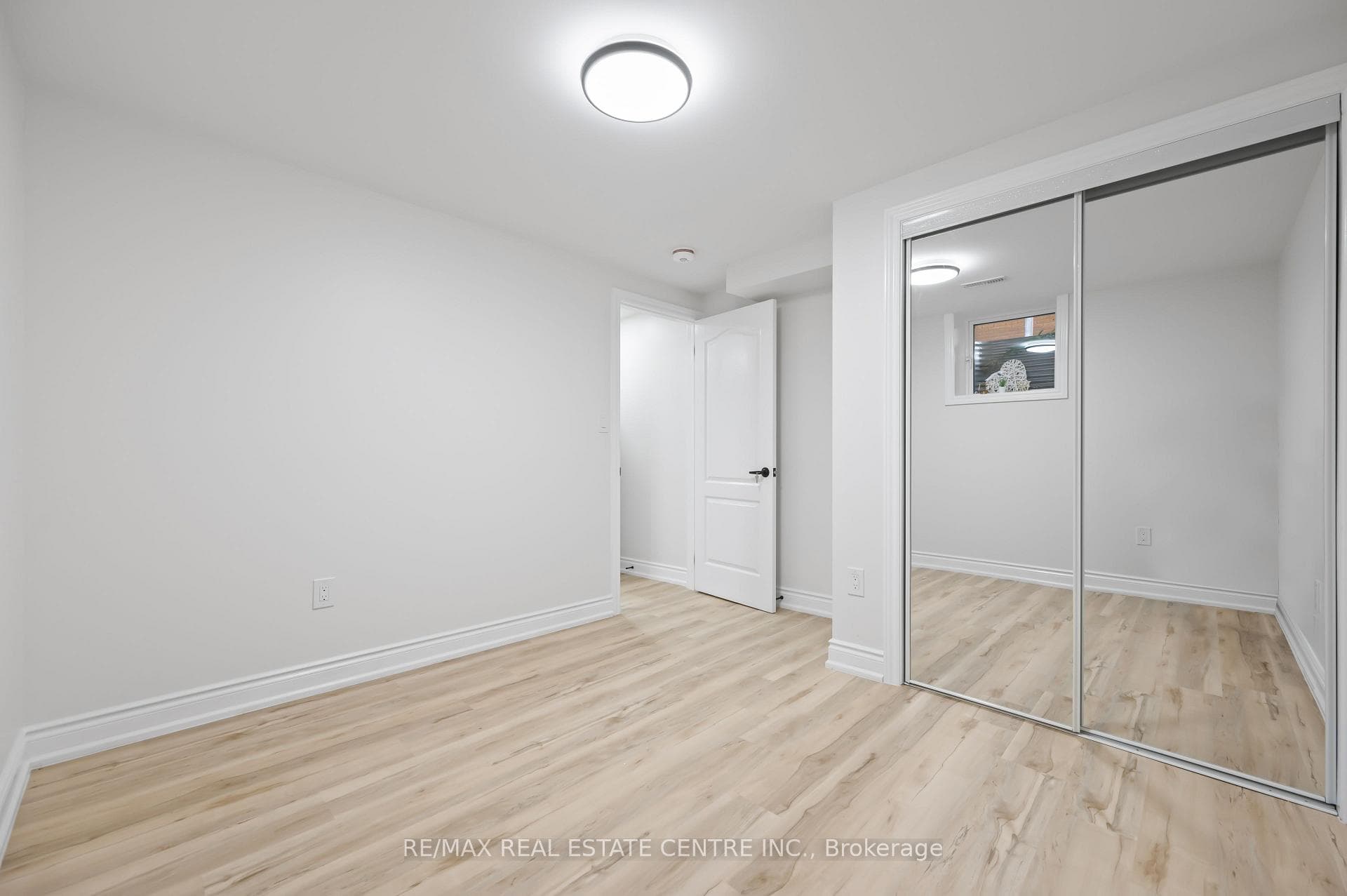 66 Beech Avenue photo 27