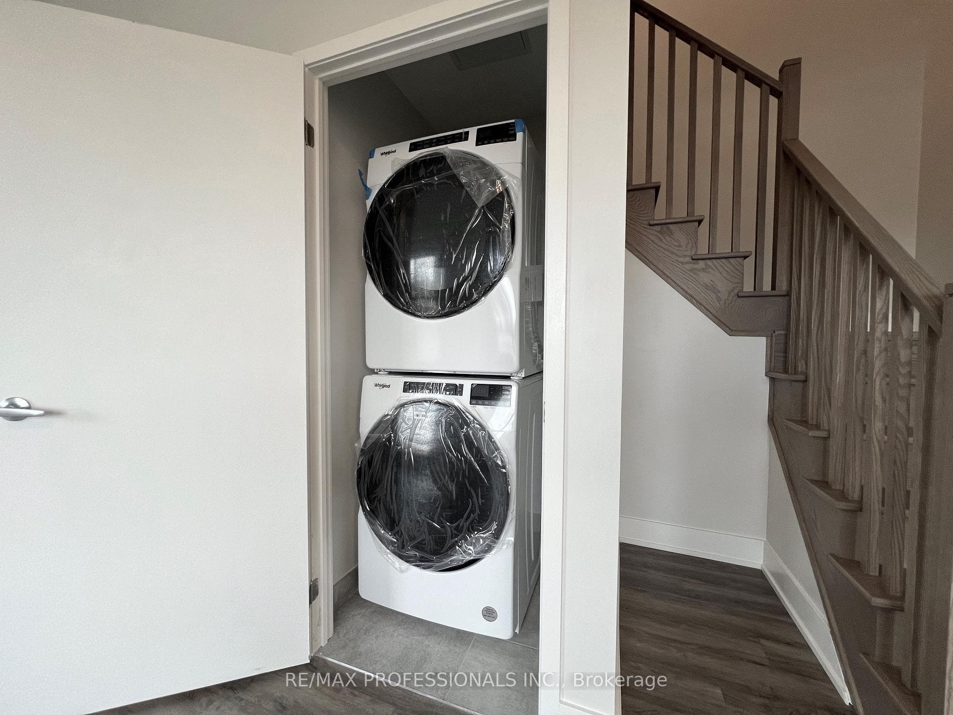 62 Dixfield Drive Unit 121 photo 11