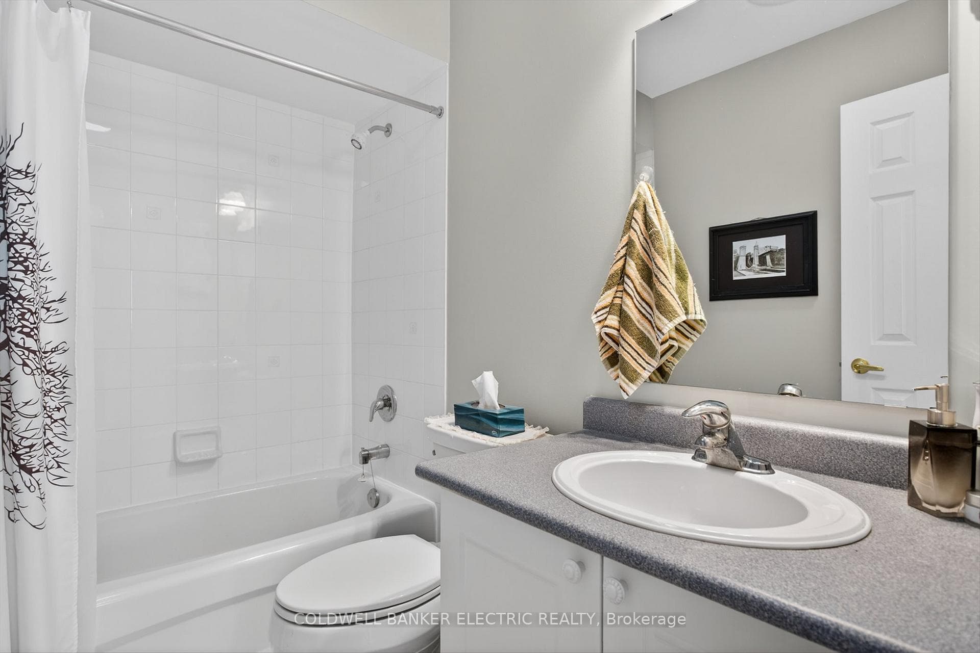 1399 Lillico Crescent photo 25