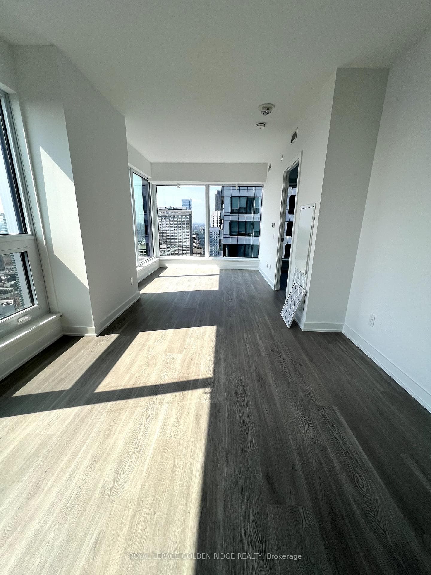 8 Wellesley Street Unit 5503 photo 5