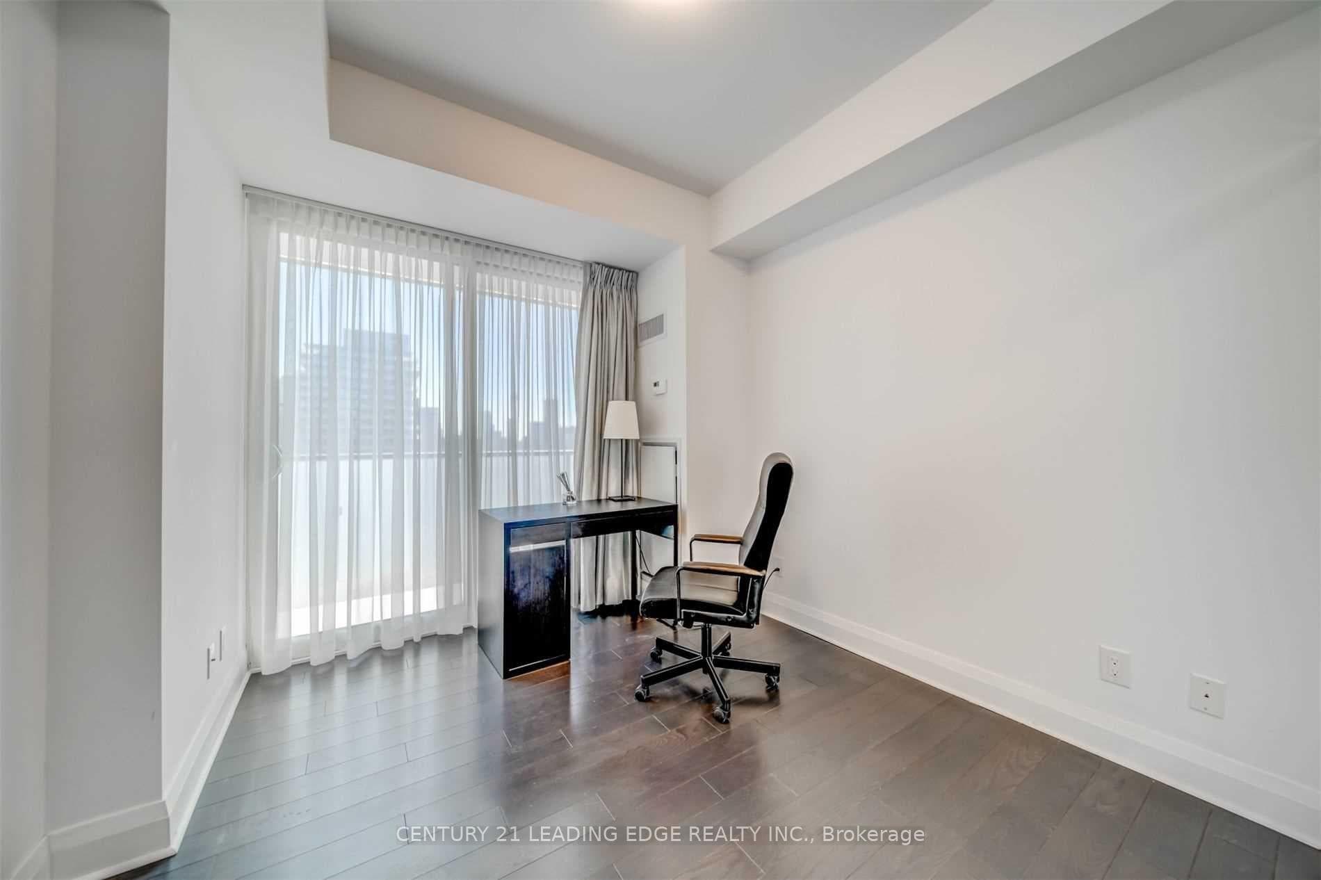 1080 Bay Street Unit 2302 photo 16