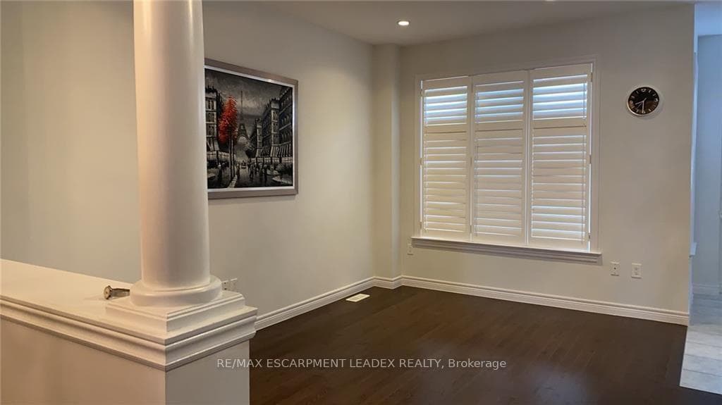 284 Rymal Road photo 7