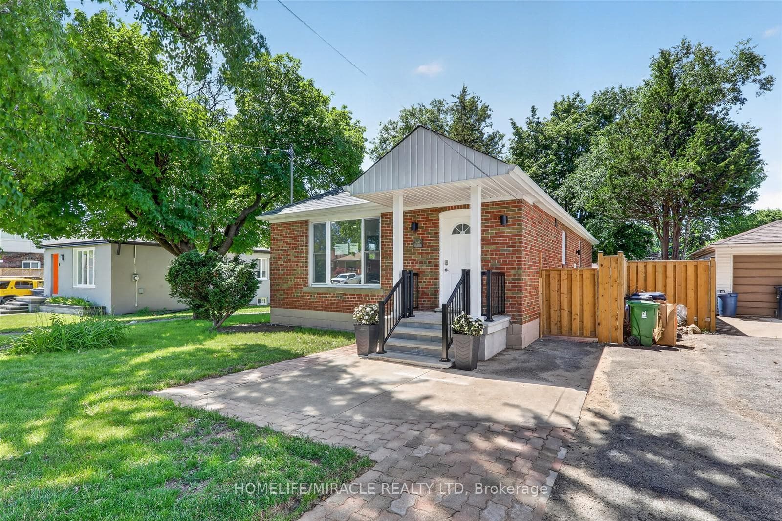 46 Singleton Road photo 2