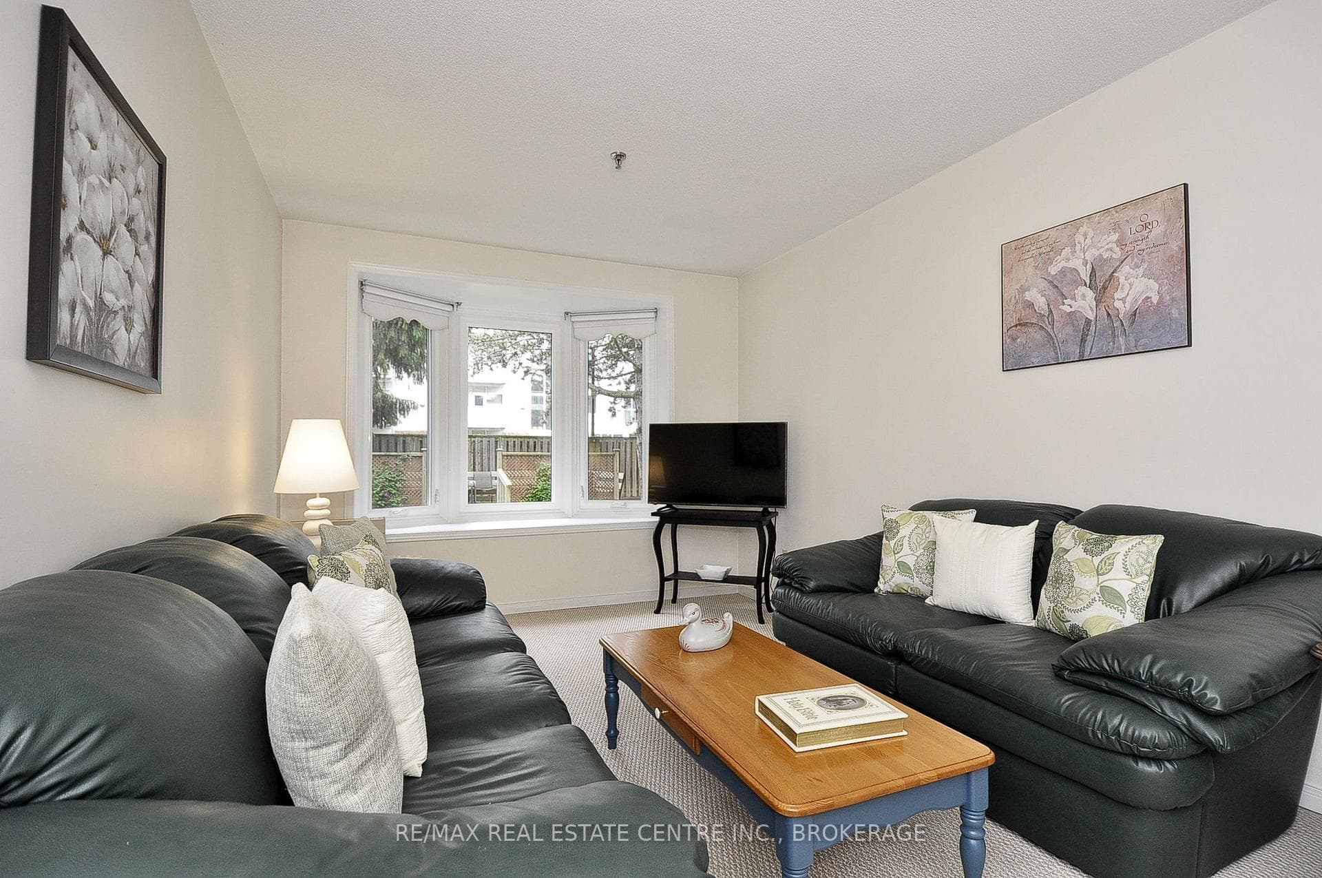 1009 QUEENSTON Road Unit 107 photo 5