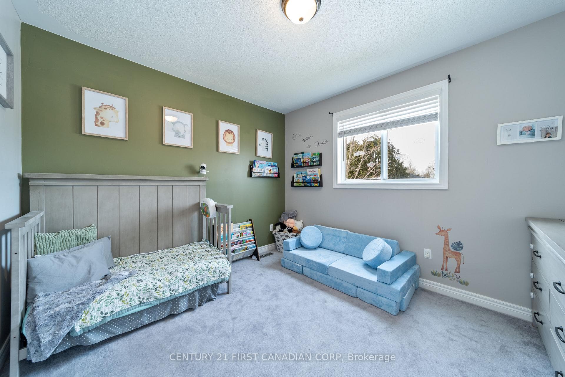 240 Margaret Street photo 14