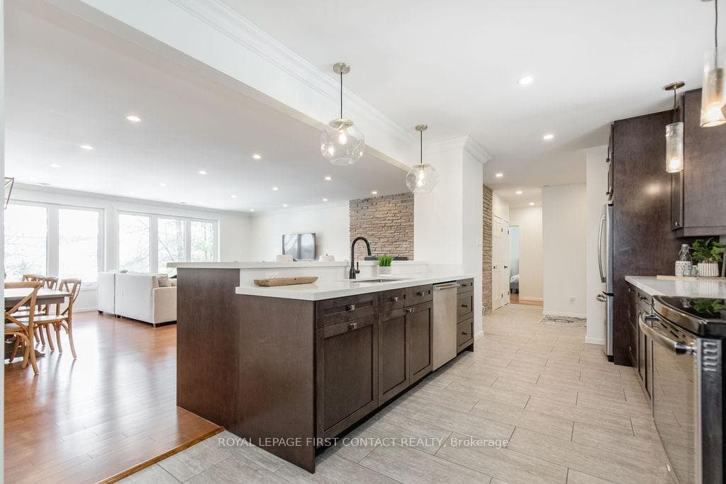 7671 Doner Drive photo 5