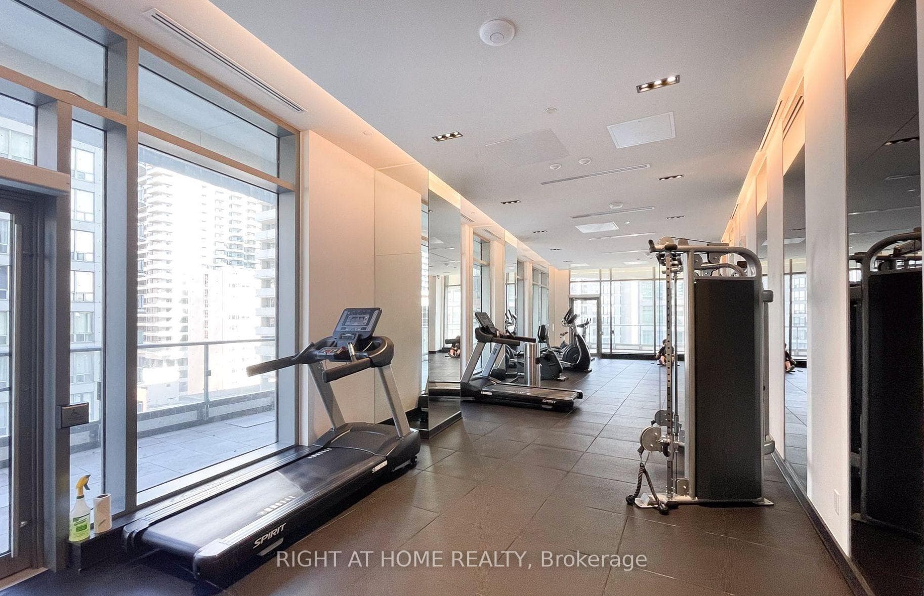 2221 Yonge Street Unit 2503 photo 37