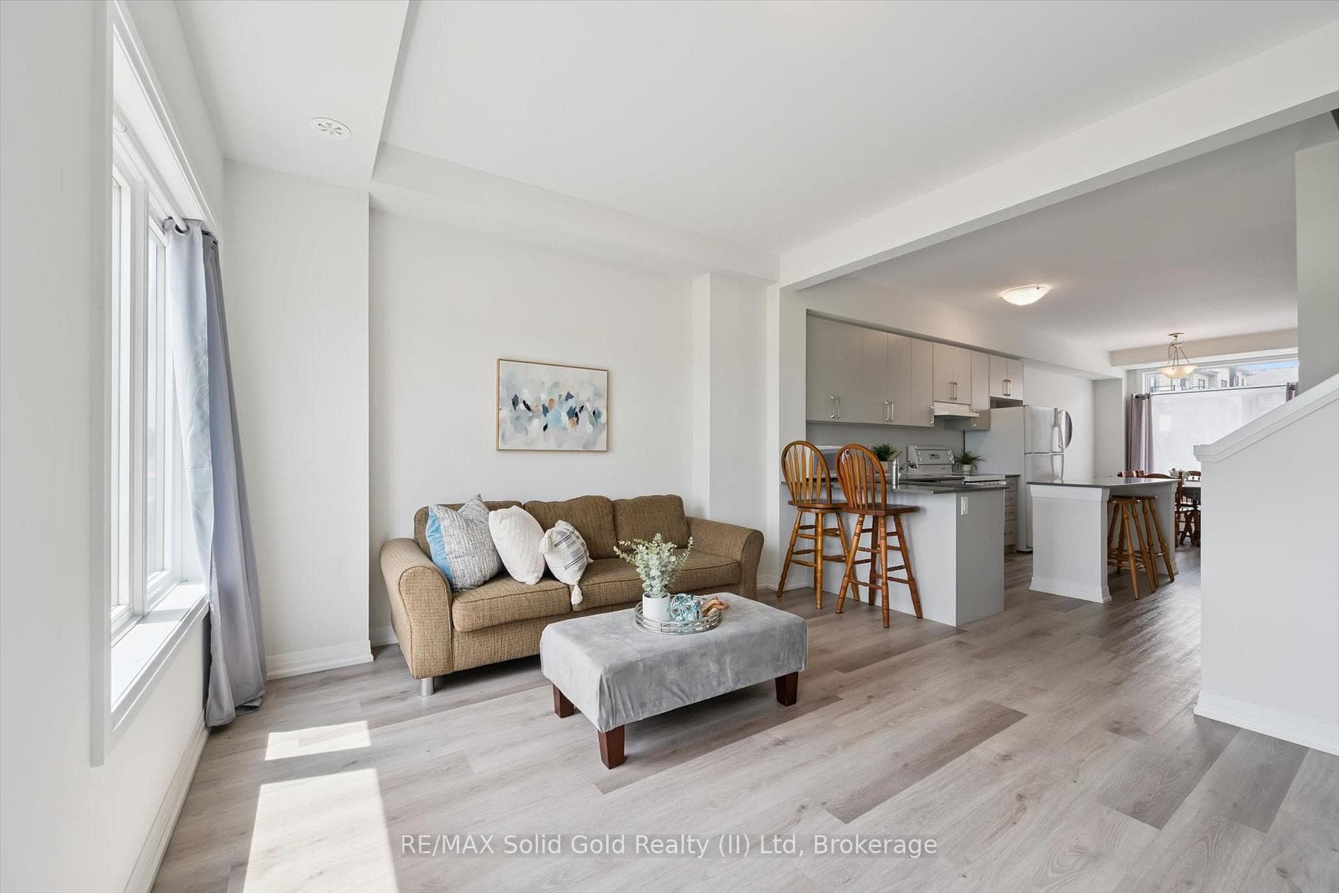 155 Equestrian Way photo 18