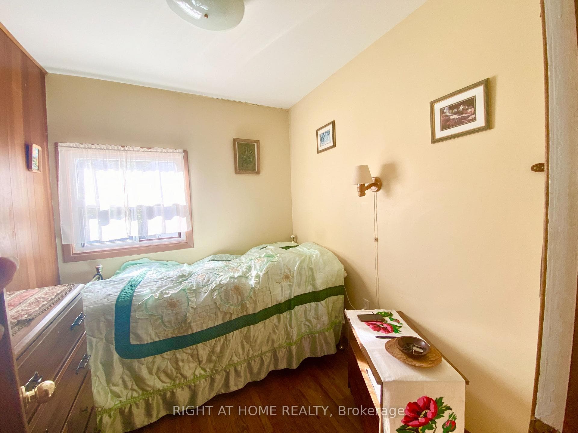 33 Waniska Avenue photo 7