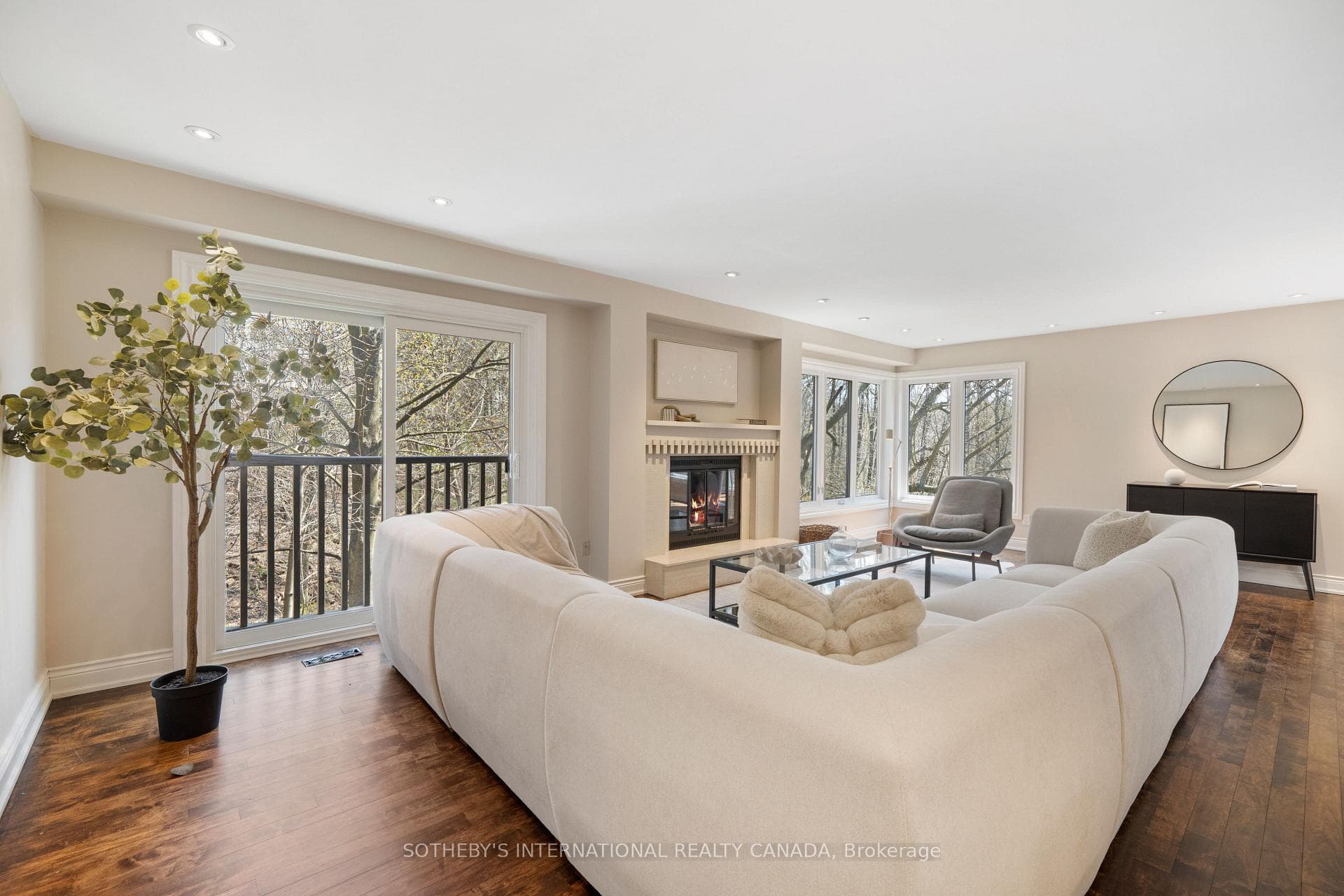 33 RAINBOW CREEK Way photo 6
