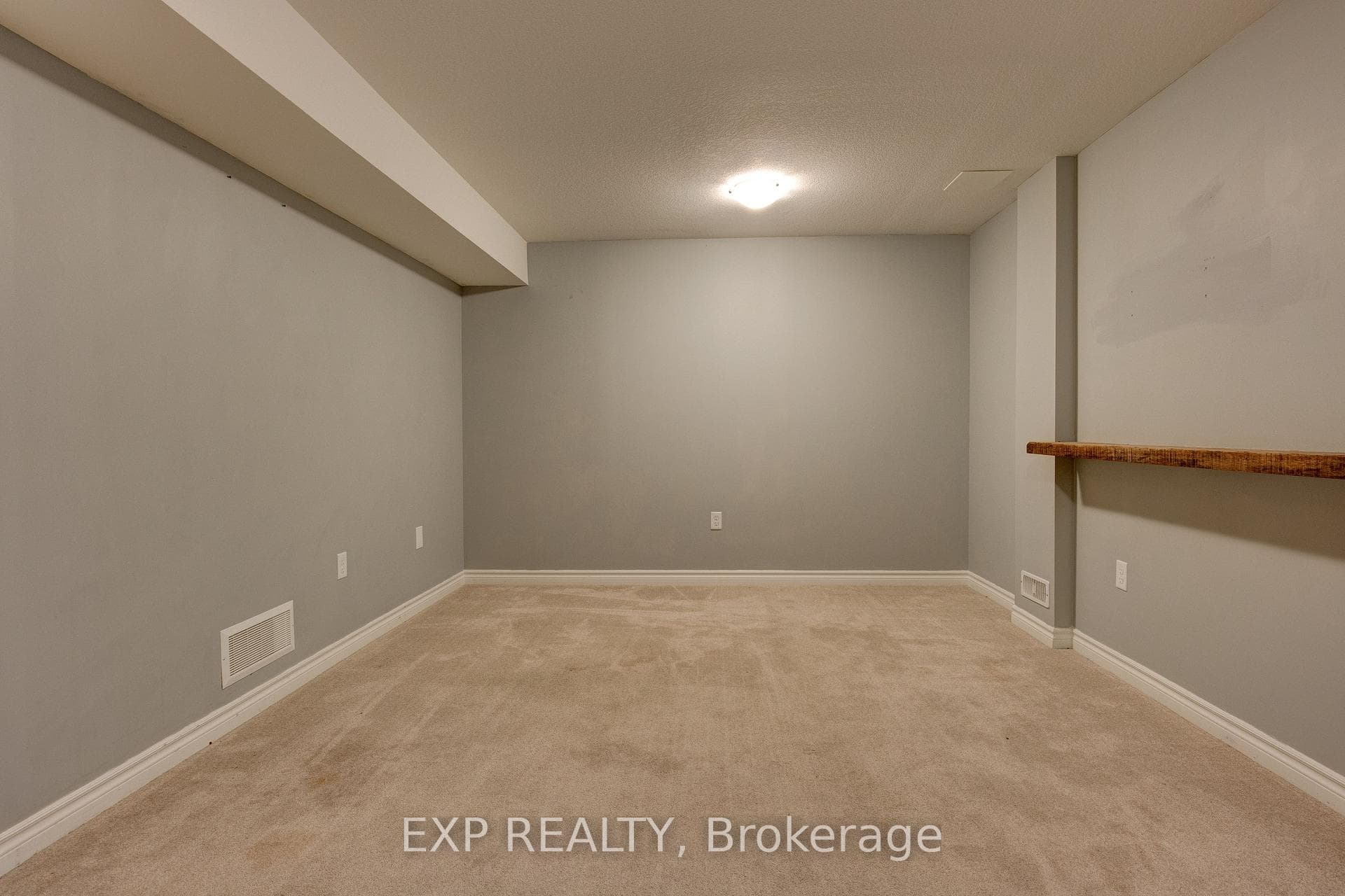 535 Margaret Street Unit 60 photo 36