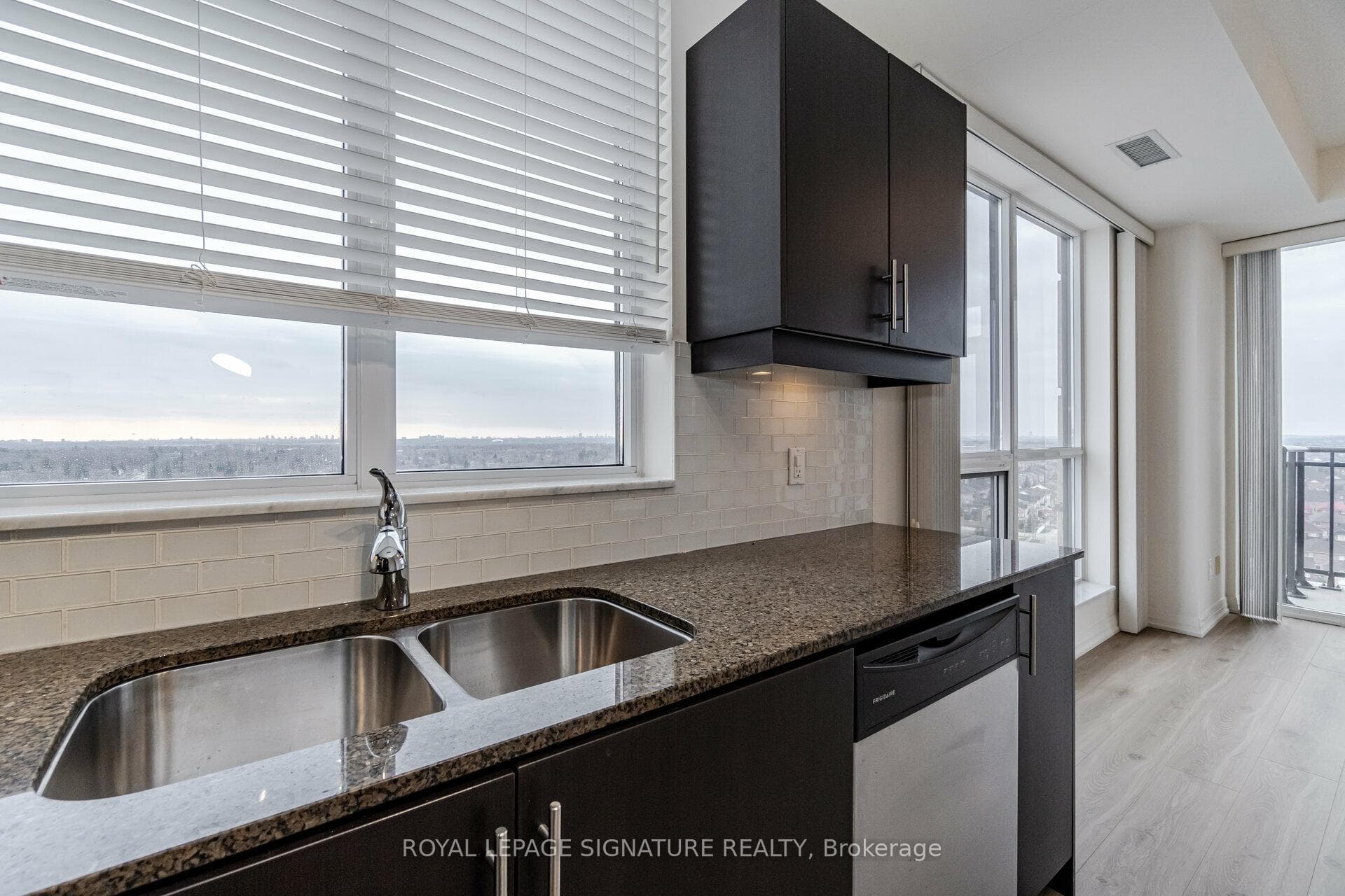 9500 Markham Road Unit 1605 photo 12