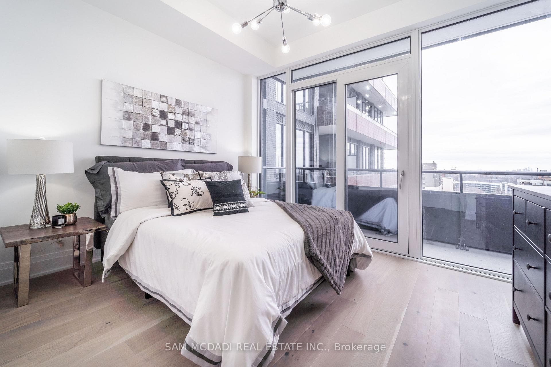 21 Park Street Unit 1602 photo 14