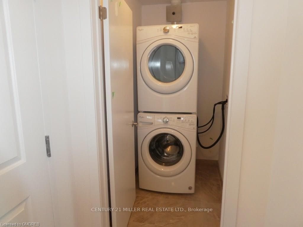 2490 Old Bronte Road Unit 718 photo 16