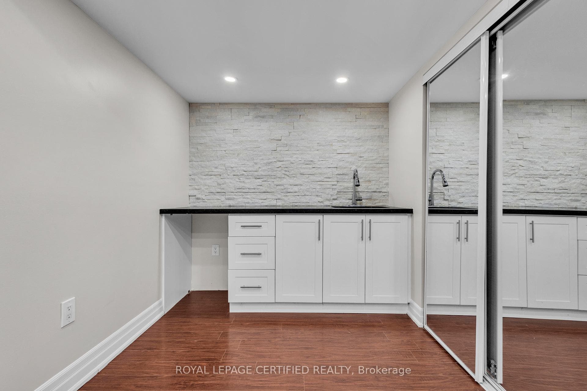 66 Goodsway Trail photo 36