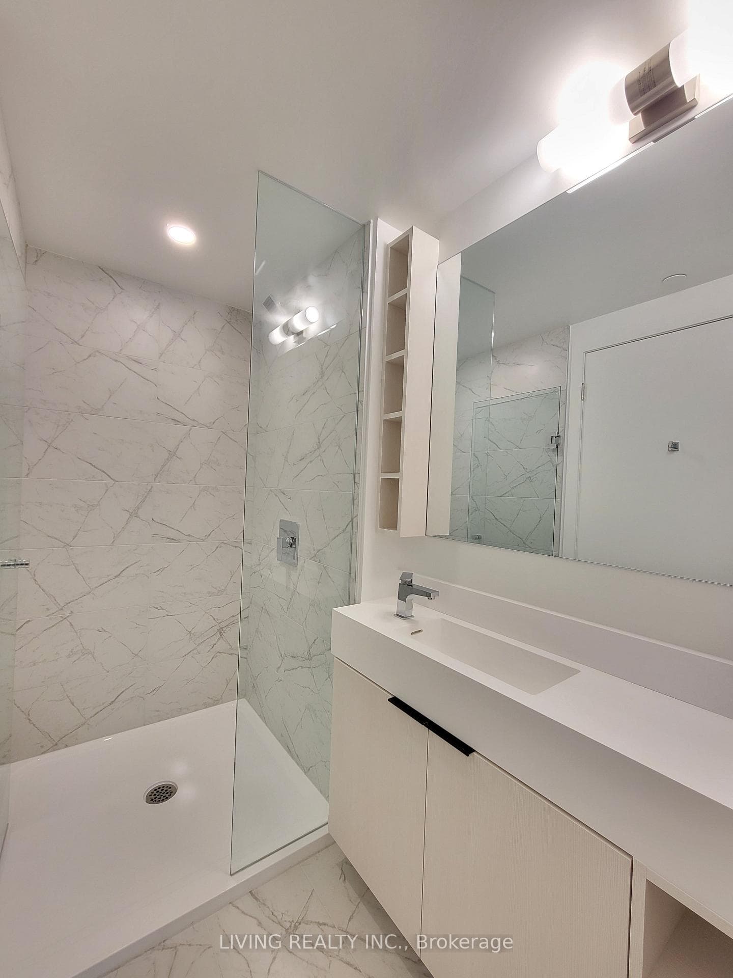 82 Dalhousie Street Unit 3617 photo 9