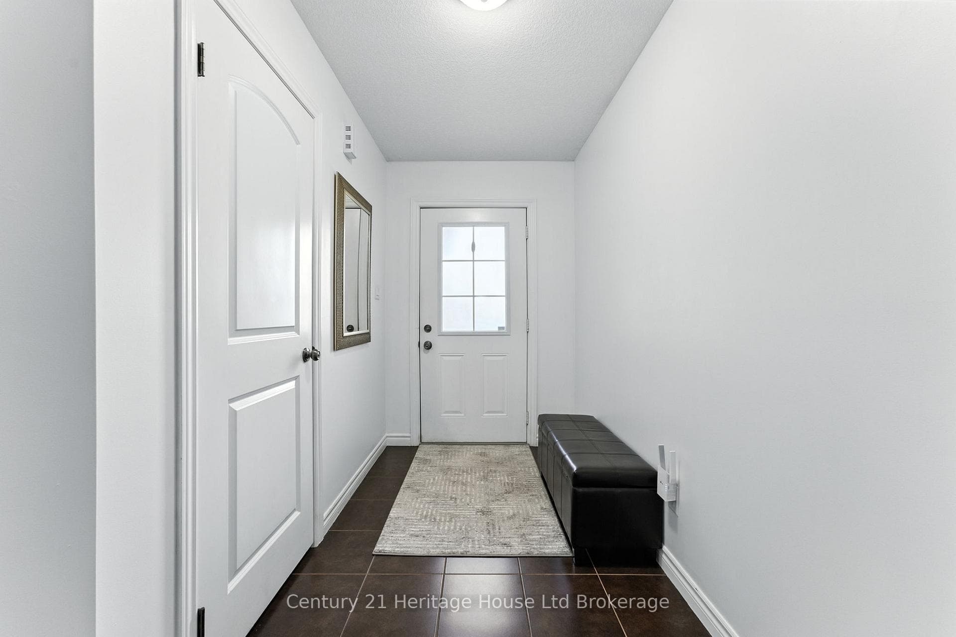107 Applewood Street photo 9