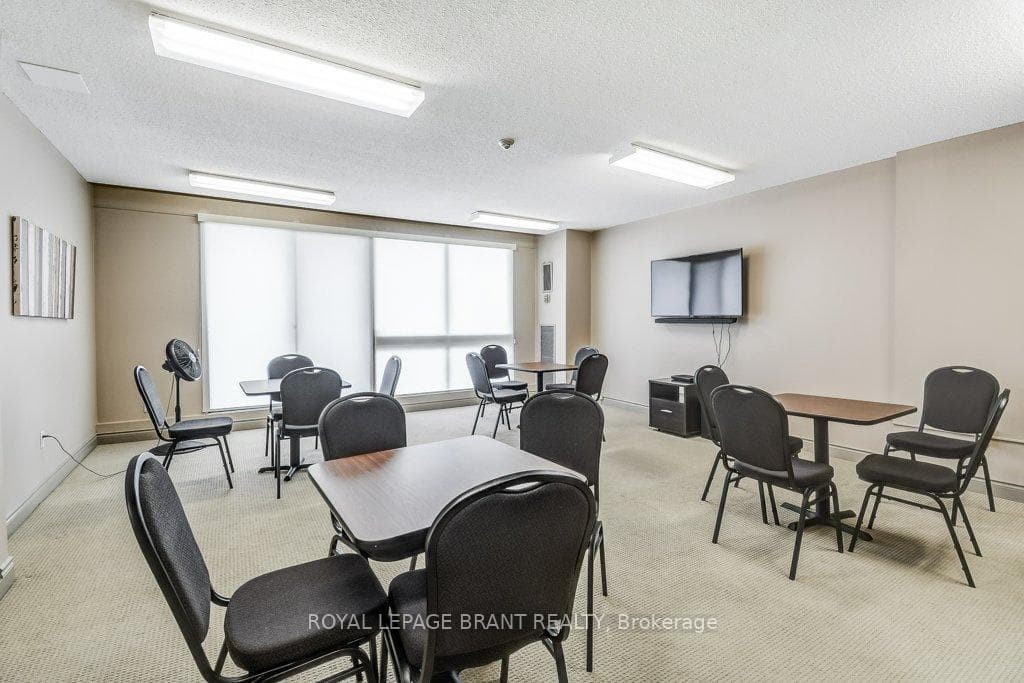 2055 Upper Middle Road Unit 1002 photo 45