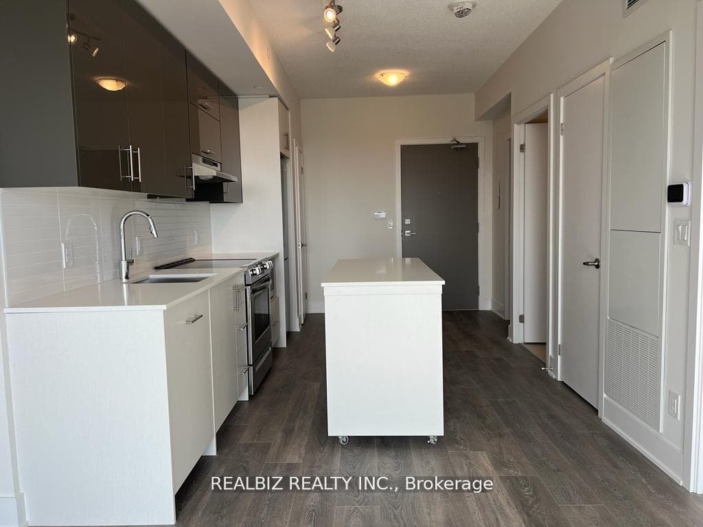 188 Fairview Mall Drive Unit 909 photo 6