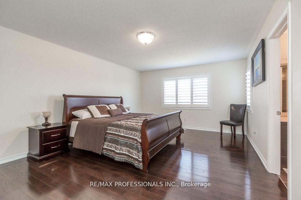 259 Rowe Terrace photo 20