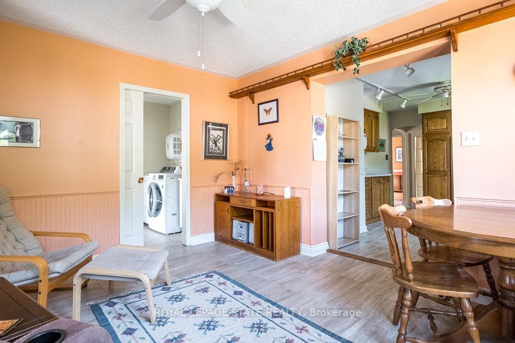 170 Parkview Drive photo 8