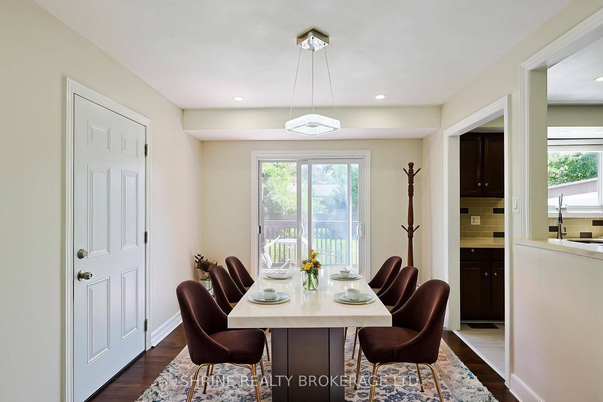 virtual staging