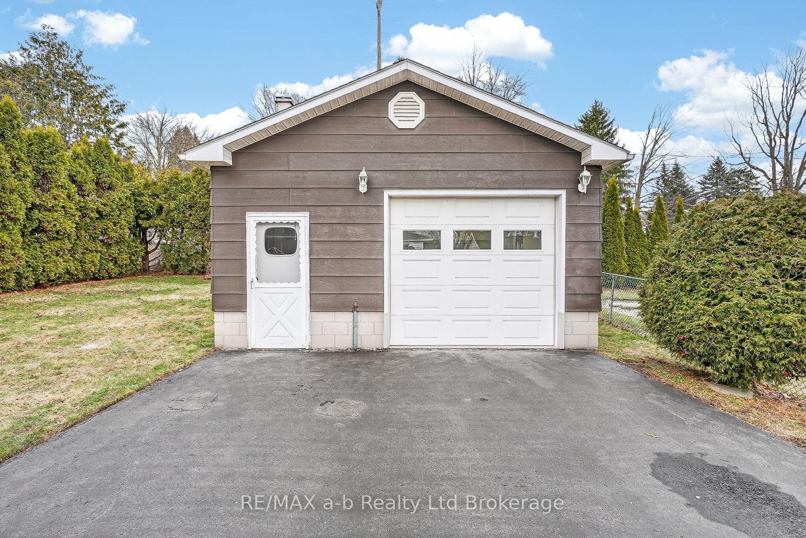 42 Princess Park Road photo 13