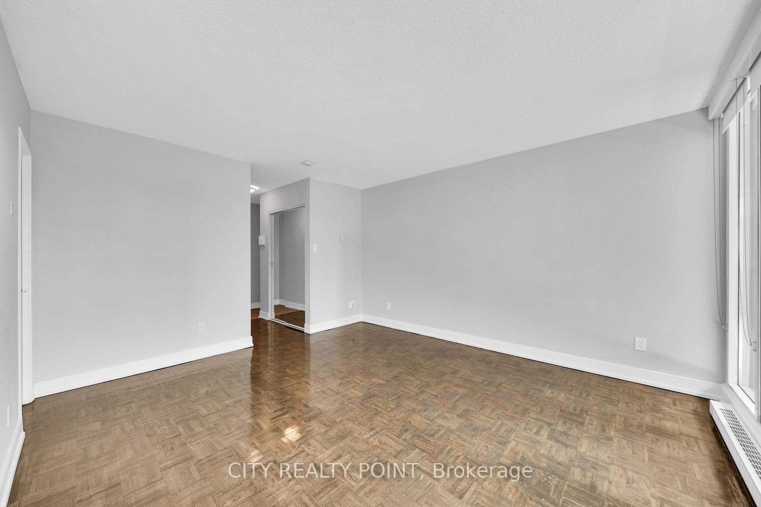 33 Isabella Street Unit 2706 photo 3