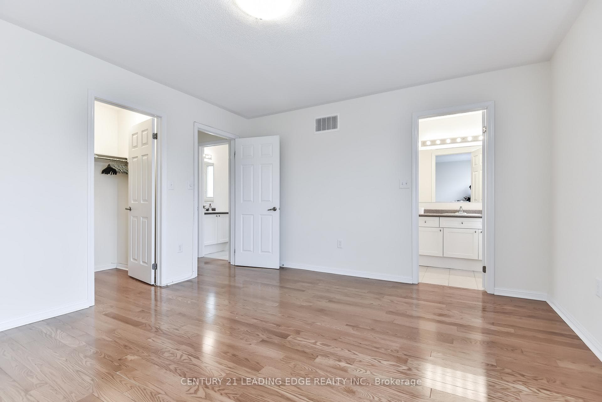 211 Weldon Road photo 10