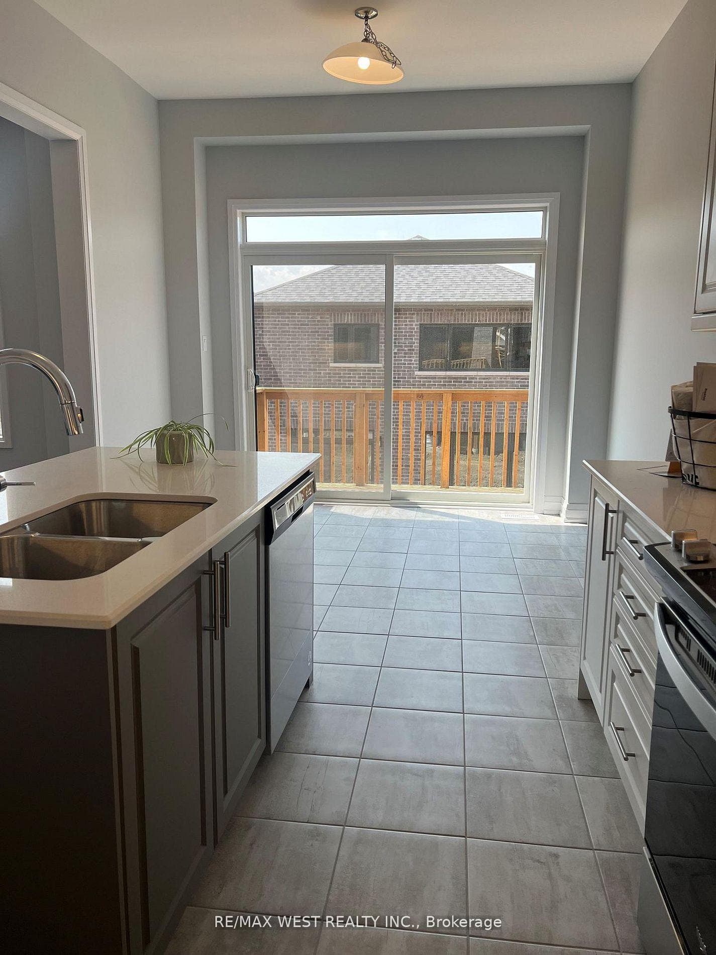 14 Periwinkle Road photo 28